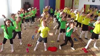 Флешмоб "Мы выбираем спорт!" Карелинский детский сад