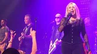 Kim Wilde | Cambodia | 11-15-2017 | Oosterpoort, Groningen