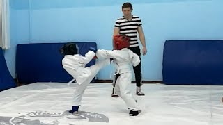 Смешанные единоборства.  Тренировочные поединки Ярослав & Макар