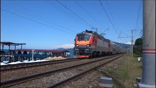 ЭП20 042 с двухэтажным поездом №104 Москва - Адлер.
