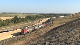 Тепловоз 3ТЭ116У-002 с грузовым поездом