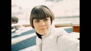 Mireille Mathieu - Un Homme Et Une Femme
