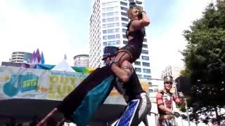 Stilt Walkers