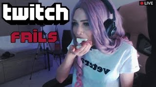 Жесть на стриме. Стримерша Карина подавилась зефирками. Twitch Fail