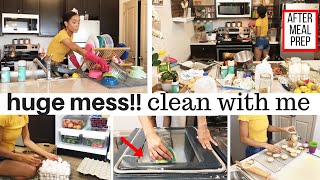 REAL LIFE HUGE MESS // CLEAN WITH ME // CLEANING ROUTINE // CLEANING MOTIVATION