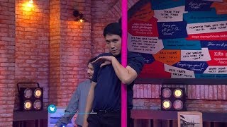 Ketika Desta Terlihat Natural Sekali Pas Main Pole Dance