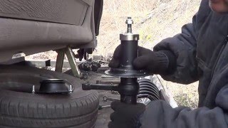 Замена передних стоек ваз 2114, прокачка амортизаторов.