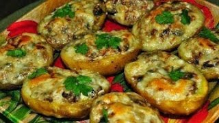 Чесночная картошка в духовке