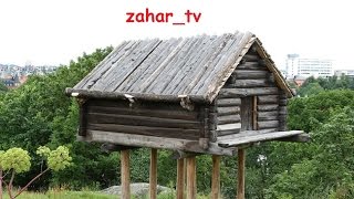 Пол старого дома.