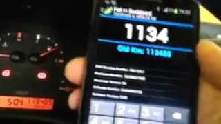 Come azzerare il contachilometri di un auto con un app Android/Apple