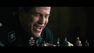 Шахматы в фильме "Блюбарелла" (2011)