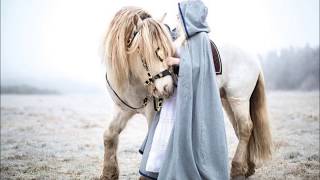 I riden så (Ye ride so carefully) Swedish folk song, harp and voice