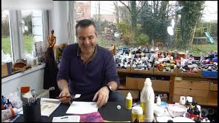 Conseils et astuces peintures : Comment se servir du vernis colle ?