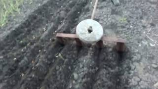 сажалка для лука и чеснока и семян ручная  своими руками