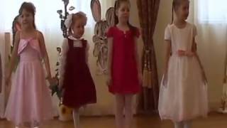 8 Марта. Вход+монтаж+2 песни.(старшая группа) детский сад 15 "Светлячок" Коломна