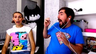 БЕНДИ в реальной жизни Папа играет один Мультик Страшилка для детей про Bendy and the Ink Machine