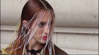 Fashion Week Paris 2017 2018  EXIT MAISON MARGIELA