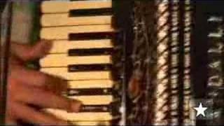 "De Mala e cúia" e "Só via faca voar" - Trio Virgulino no Estúdio Showlivre 2008