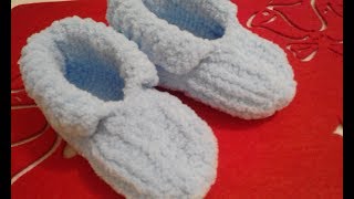 ТАПОЧКИ- СЛЕДКИ ДЛЯ ДЕТЕЙ СПИЦАМИ. САМЫЕ ПРОСТЫЕ. МАСТЕР КЛАСС.