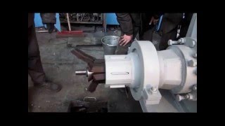 Шнековый пресс с делительной головкой