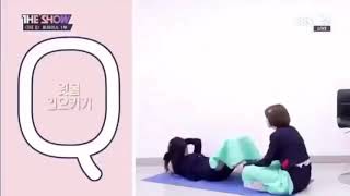 [TWICE] モモに習って筋トレでも始めますか。