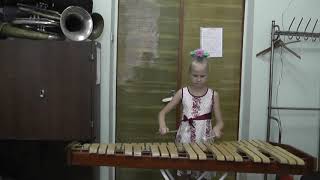 Э.Григ - В пещере горного короля (София Михайлова - ксилофон, 9 лет, 1-й класс)
