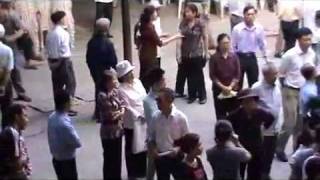 nhân dân đứng lên dạy cho lũ lợi dụng tôn giáo làm phản động ở Thái Hà