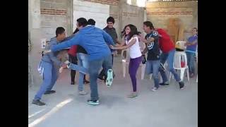 Serpientes brincadoras. juegos para jóvenes.