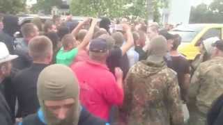 Бурштинові війни. Дубровиці . У місто стягуються силовики