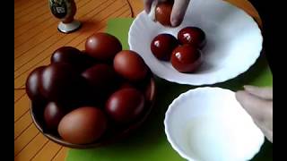 Как покрасить яйца в луковой шелухе./How to paint eggs for Easter
