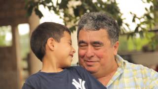 Historia de amor de una familia y su hijo con Autismo