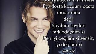Sinan Akçıl feat. Ferah Zeydan - İyi Değilim LYRICS