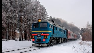 Тепловоз 2М62У-0366 с приветливой бригадой и пригородным поездом Набережные Челны - Ижевск