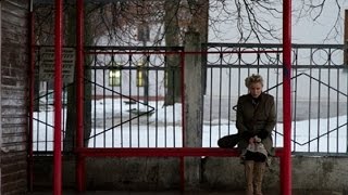 Жить (2011)