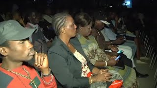 Rd congo, "SAMANTHA À KINSHASA" SUR SCÈNE