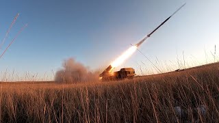 Уничтожение командных пунктов, бронетехники и живой силы условного противника гаубицами «Мста Б»