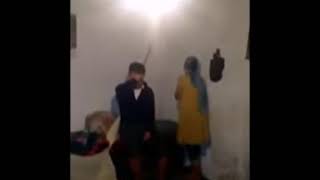 YOSH KELNCHAK UYIGA OYNASHN OLIP KELGANDA QOLGA TUSHDI 
 SEKIS VIDEO KANAL