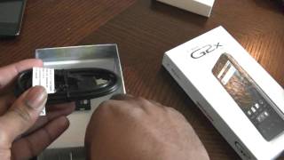 T-Mobile G2x unboxing