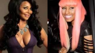Lil Kim Roast The Hell Out Of Nicki Minaj Via Twitter (RARE)