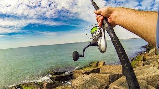 Jetty Fishing with a Big Spoon = Big Fish *Using new reel*