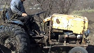 Трактор и простая сеялка своими руками.