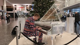 Gnossienne No 1 at Zurich Airport - Cover by Gustav Astep