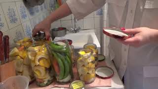 Патиссоны и острый перец консервированные