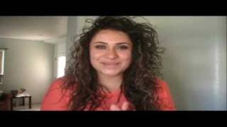 HOW TO SCRUNCH YOUR HAIR