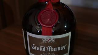 Ликер Grand Marnier и Jagermeister, Гран Марнье и Егермейстер, крепкие ликеры.
