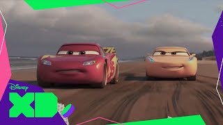 Cars | La Repetición: Corrida en arena | Ruedas Superveloces