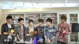 (Eng Sub) EXO-M Kris speak korean+Xiumin speak chinese