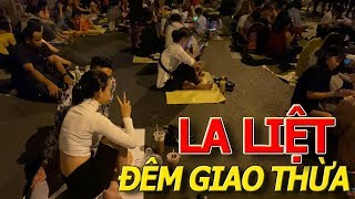 BIỂN NGƯỜI LA LIỆT ngồi chen chúc chờ đợi BẮN PHÁO HOA ĐÊM GIAO THỪA TẾT 2020 I cuộc sống sài gòn