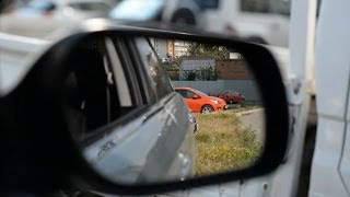 Прототип блока опускания боковых зеркал при включении задней передачи