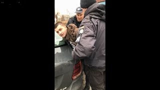 МУСОРА ИЗБИЛИ ВОДИТЕЛЯ, ПРОБИЛИ КОЛЕСА, ПОВРЕДИЛИ МАШИНУ, А ПОТОМ  ПРЕДЛОЖИЛИ ДОГОВОРИТЬСЯ. АНОНС.